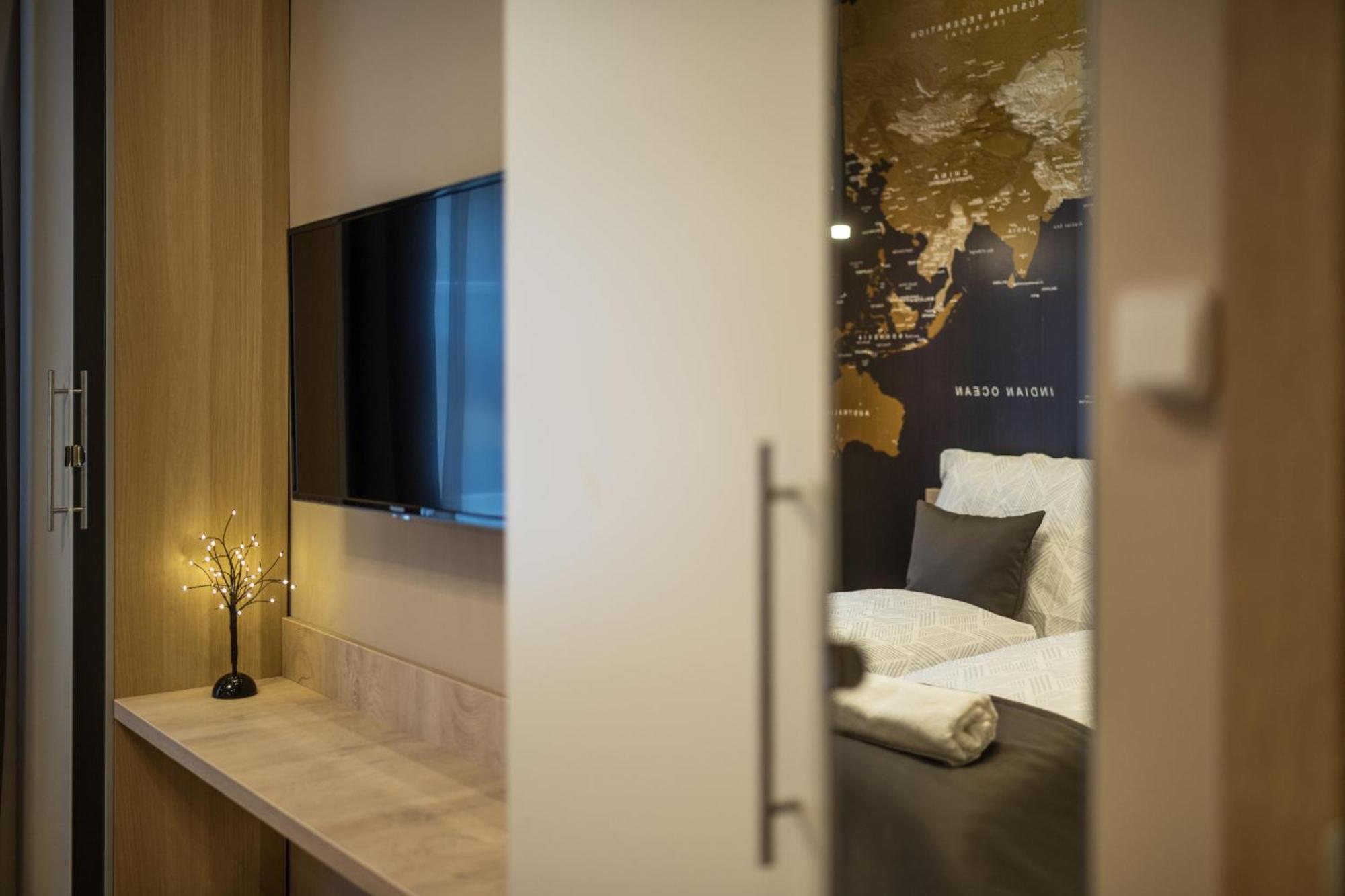 Exlcusive & City Central Located Suite By Prestige Homes บูดาเปสต์ ภายนอก รูปภาพ
